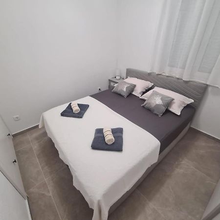 Lady Di Apartments Kaštela Kültér fotó